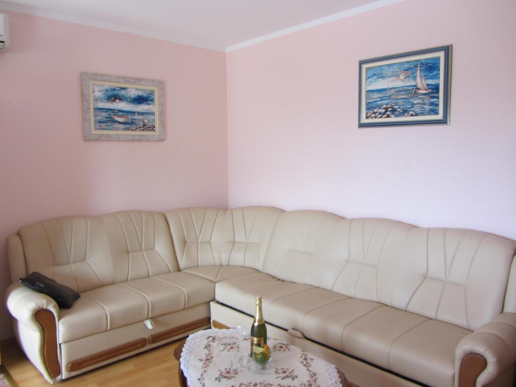 Apartments Dilja Malinska Cameră foto