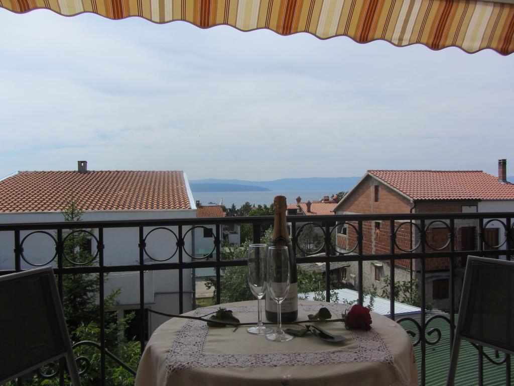 Apartments Dilja Malinska Cameră foto