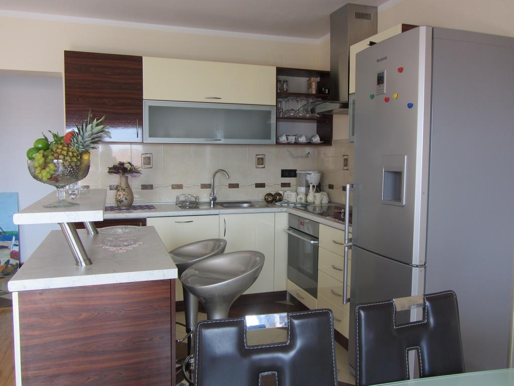Apartments Dilja Malinska Cameră foto